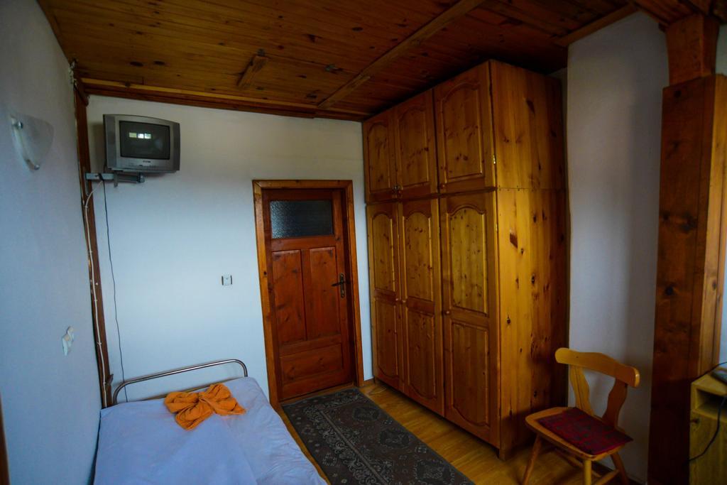 Topuzovi Guest House Dobrinishte Habitación foto